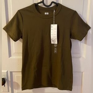 Uniqlo Crewneck cotton t shirt